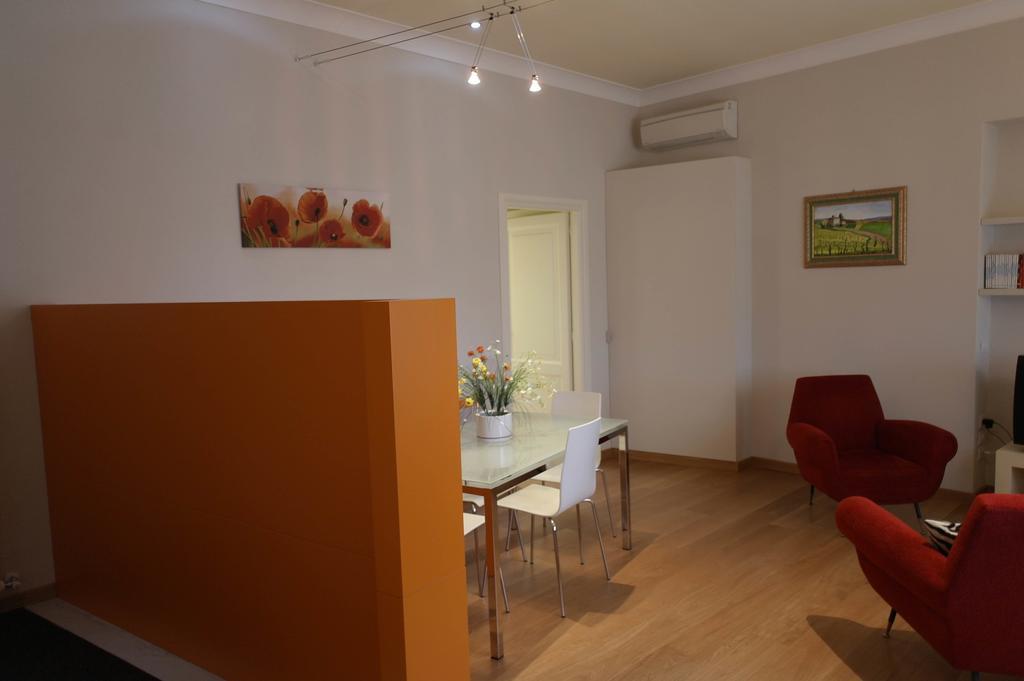 Yourhomeinlucca Le Palme Appartement *